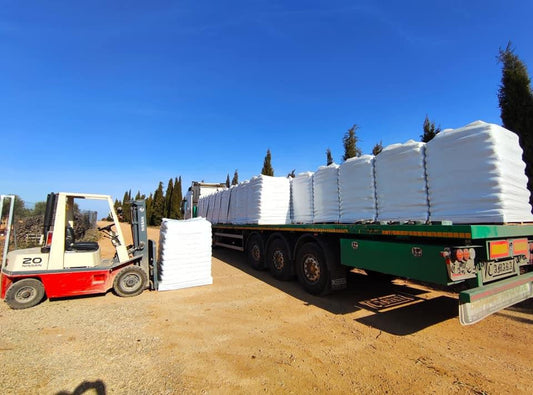 1 Camión con 24 palet de burpellet  SACOS DE 15 KG certificado